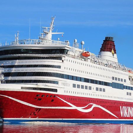 Viking Line Ferry Viking Cinderella - 2-Night Cruise Stockholm-Helsinki-Stockholm Hotel Buitenkant foto