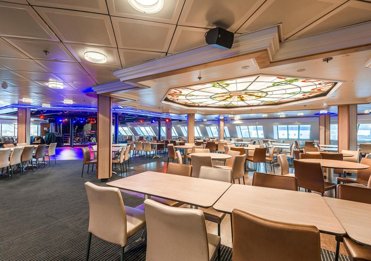 Viking Line Ferry Viking Cinderella - 2-Night Cruise Stockholm-Helsinki-Stockholm Hotel Buitenkant foto