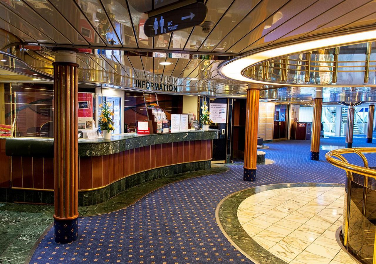 Viking Line Ferry Viking Cinderella - 2-Night Cruise Stockholm-Helsinki-Stockholm Hotel Buitenkant foto