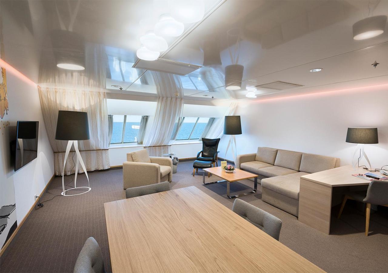 Viking Line Ferry Viking Cinderella - 2-Night Cruise Stockholm-Helsinki-Stockholm Hotel Kamer foto