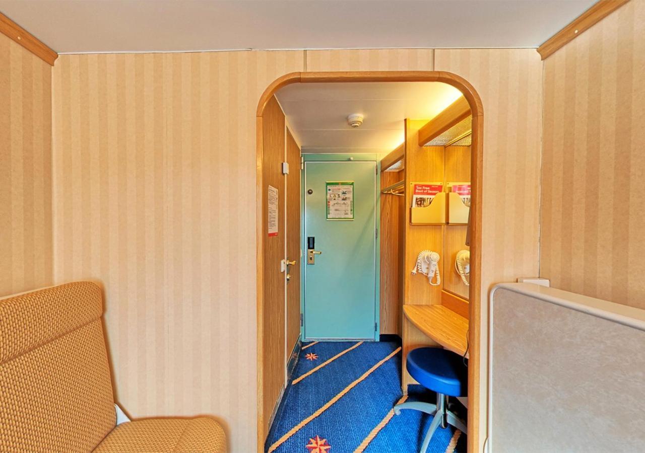 Viking Line Ferry Viking Cinderella - 2-Night Cruise Stockholm-Helsinki-Stockholm Hotel Kamer foto